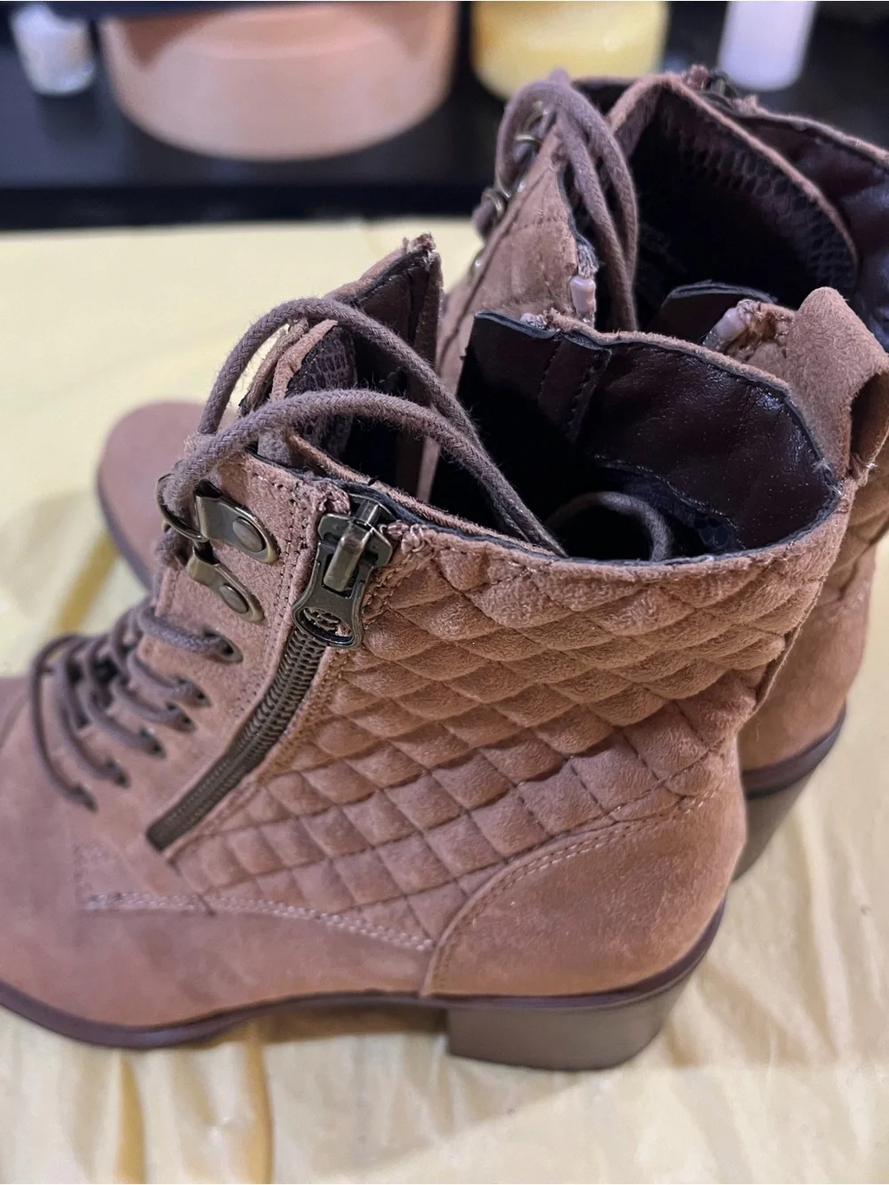 Women’s Lace-Up Quilted Ankle Boots - Brown
